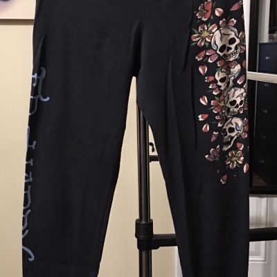 ED HARDY Women’s Leggings Size XS Black Y2K Floral Skull Capri